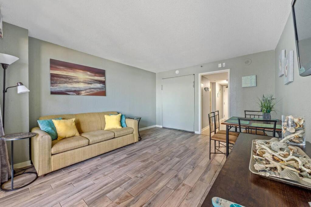 Apartament Note Worthy 1Br Oceanview Dogs Ok! 438 Myrtle Beach Zewnętrze zdjęcie